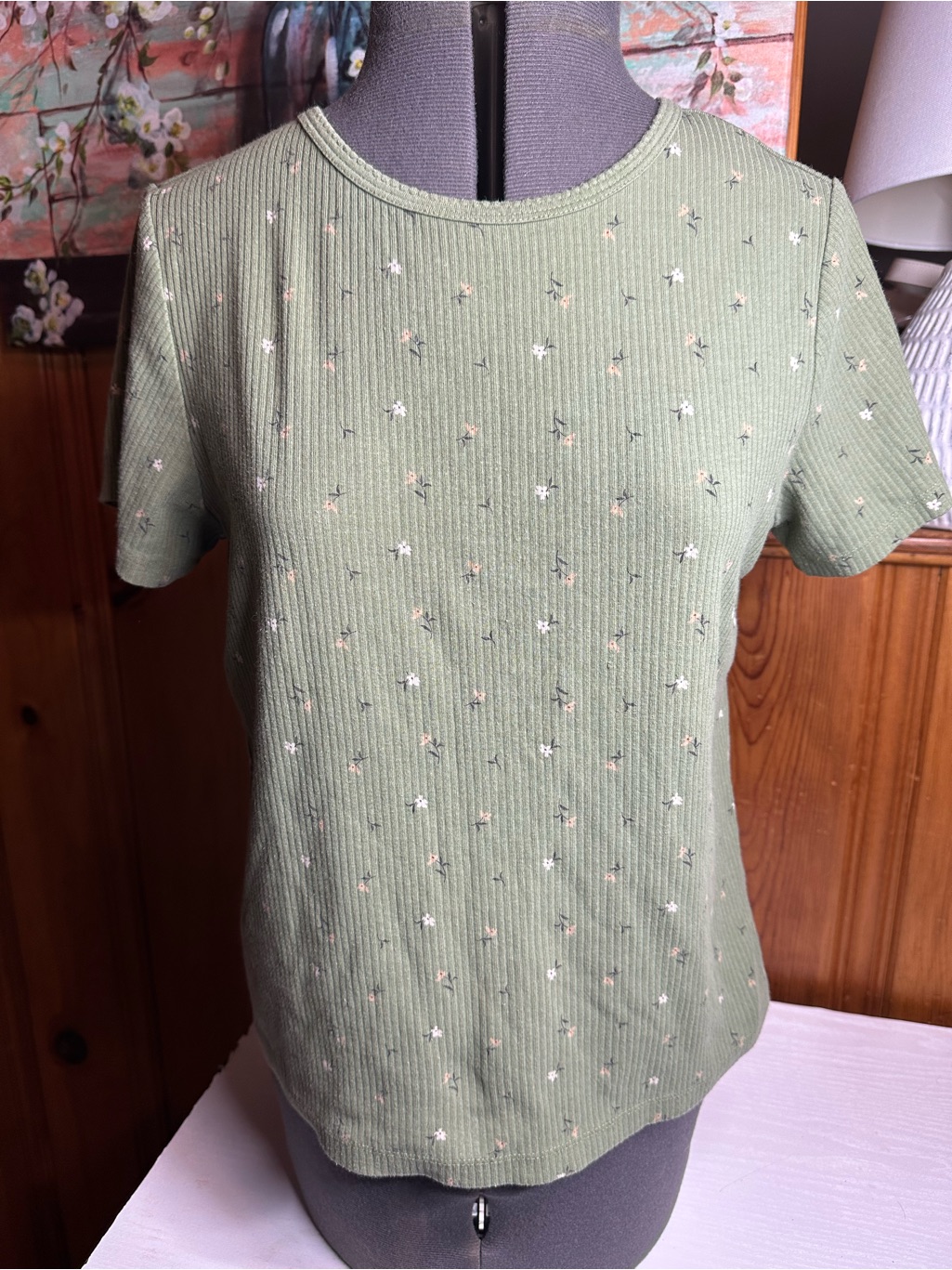 Old Navy Sage Green Ribbed Short Sleeve Floral Tee